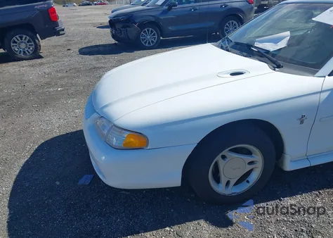 1996 Ford Mustang z USA, uszkodzony, nr VIN 1FALP4443TF220527